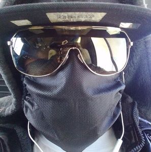 Meet your Posher, Knox